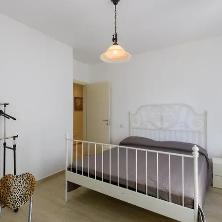 Guesthost - Flaminia 36 Apartment *